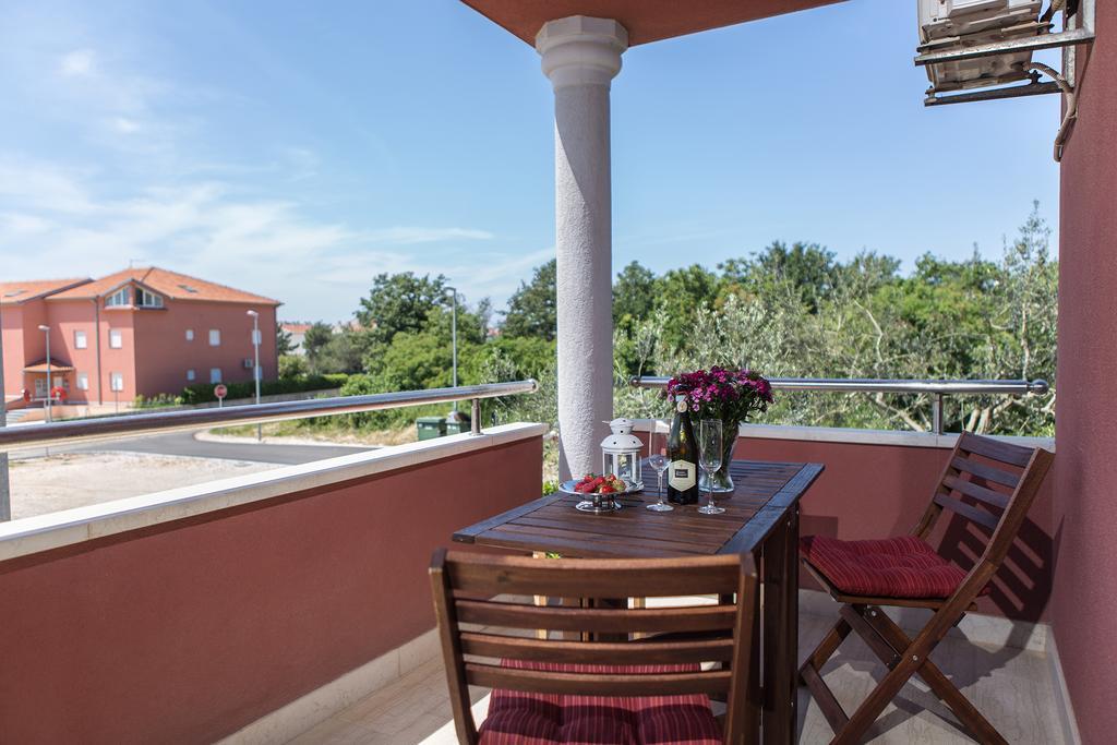 Apartments Roza Μεντουλίν Εξωτερικό φωτογραφία
