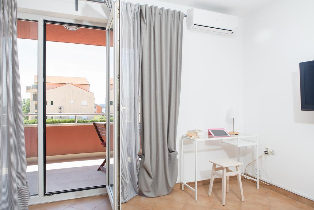 Apartments Roza Μεντουλίν Εξωτερικό φωτογραφία