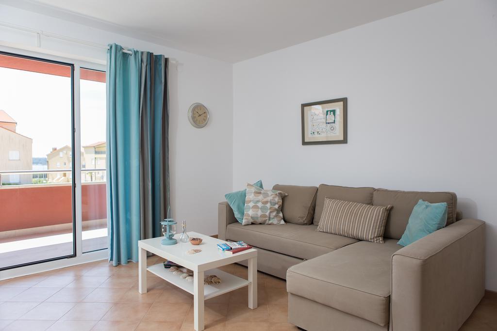 Apartments Roza Μεντουλίν Εξωτερικό φωτογραφία